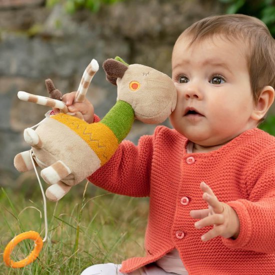 خرید اینترنتی عروسک نخ کش موزیکال بیبی فن طرح زرافه  Babyfehn