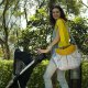 خرید اینترنتی کیف مادر اوکی داگ Okiedog مدل سومو خاکستری طلایی