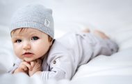 رشد ذهنی نوزاد در 8 هفتگی