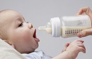 تغذیه نوزاد از تولد تا 6 ماهگی