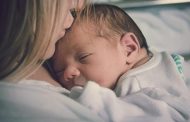 تاثیرات تماس مادر با نوزاد بلافاصله بعد از تولد